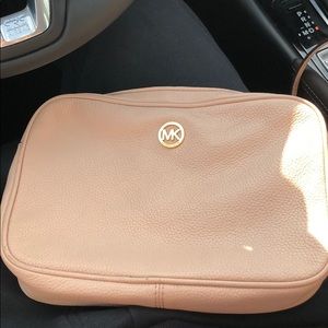 Michael Kor’s Crossbody purse